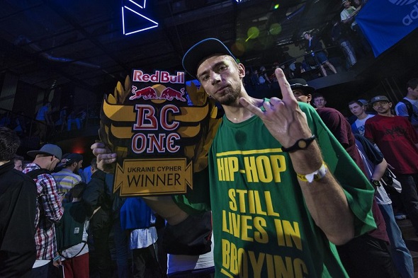 Red Bull BC One Ukraine Cypher 2015 » Break-dance.org