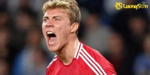 Rasmus Hojlund: Hành Trình Từ Copenhagen Đến Trụ Cột MU